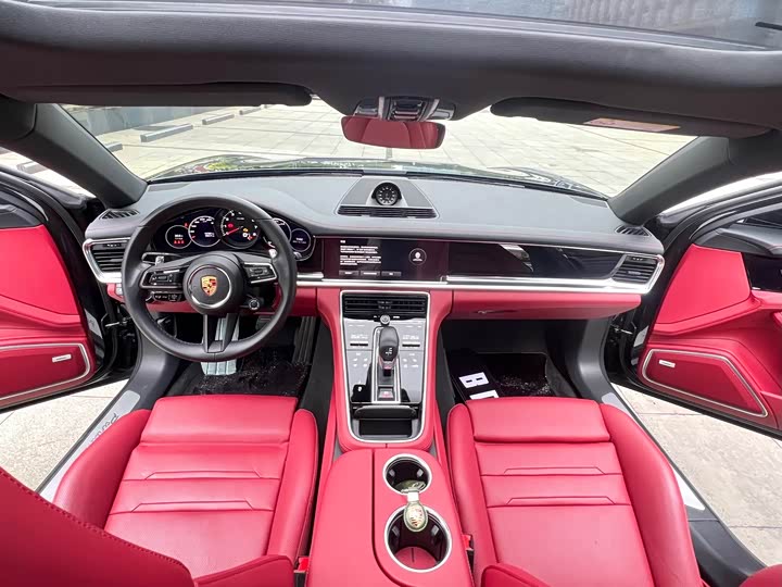 Фото 12 - Porsche Panamera