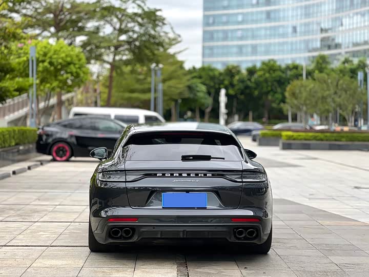 Фото 5 - Porsche Panamera