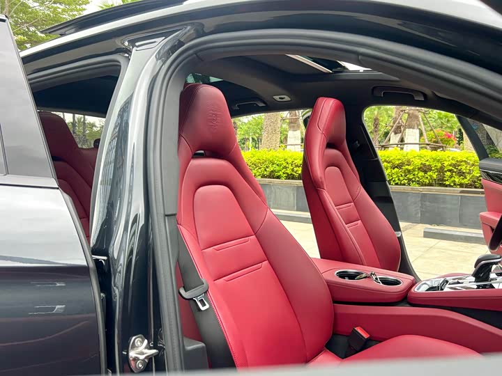 Фото 9 - Porsche Panamera