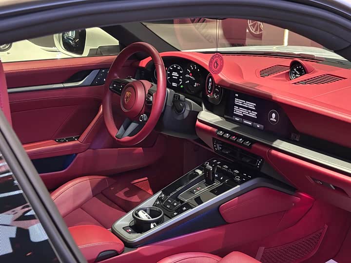 Фото 10 - Porsche 911