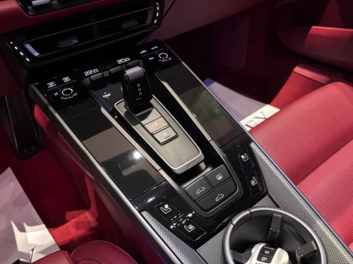 Фото 19 - Porsche 911