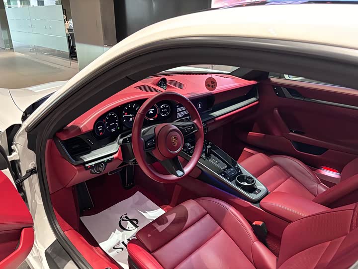 Фото 7 - Porsche 911