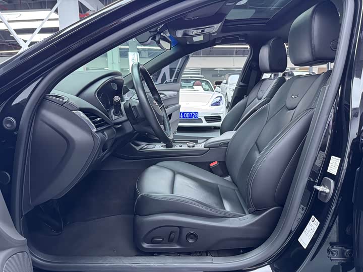 Фото 4 - Cadillac CT5