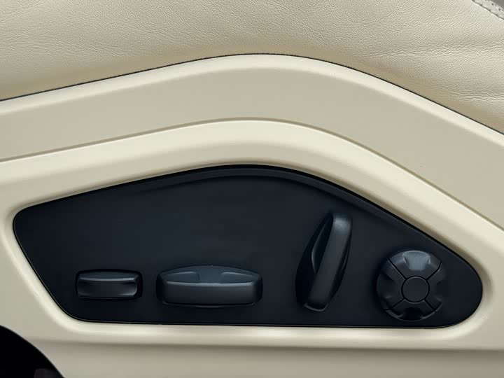 Фото 15 - Porsche Panamera