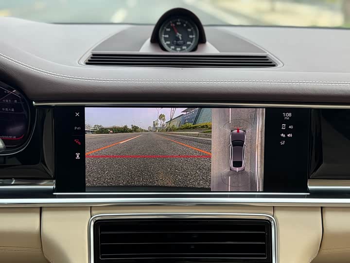 Фото 21 - Porsche Panamera