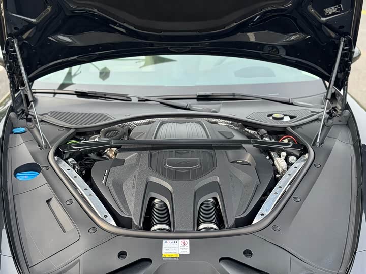 Фото 28 - Porsche Panamera