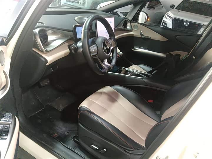 Фото 15 - BYD Dolphin