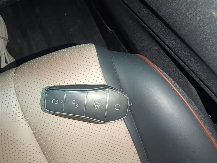 Фото 9 - BYD Dolphin