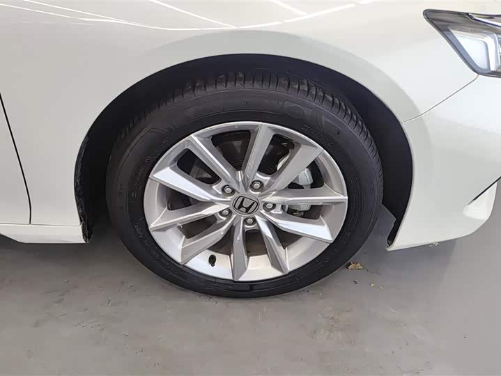 Фото 6 - Honda Accord