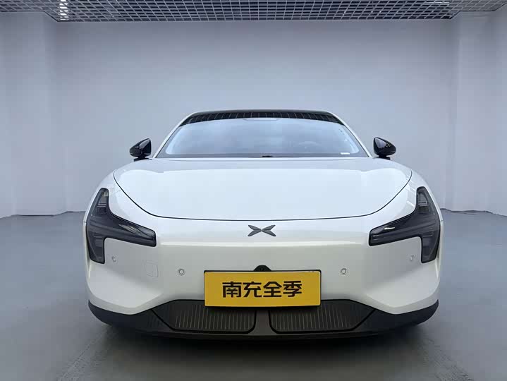 Фото 7 - XPeng Mona M03