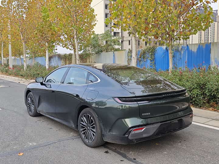 Фото 9 - Geely Galaxy Starshine 8 EM-i