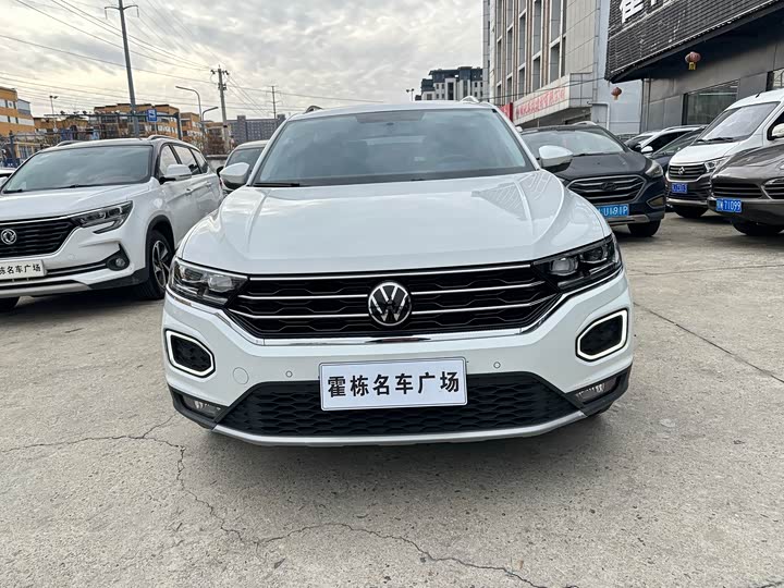 Фото 2 - Volkswagen T-Roc