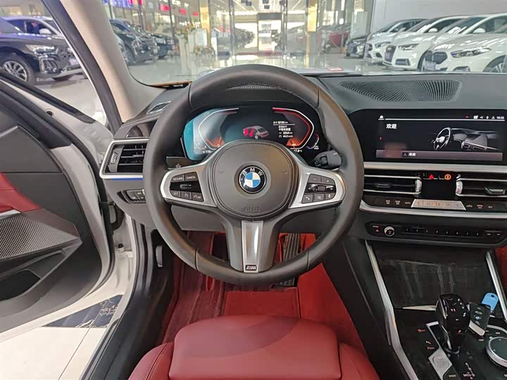 Фото 11 - BMW 3 Series