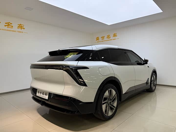 Фото 21 - HiPhi Y