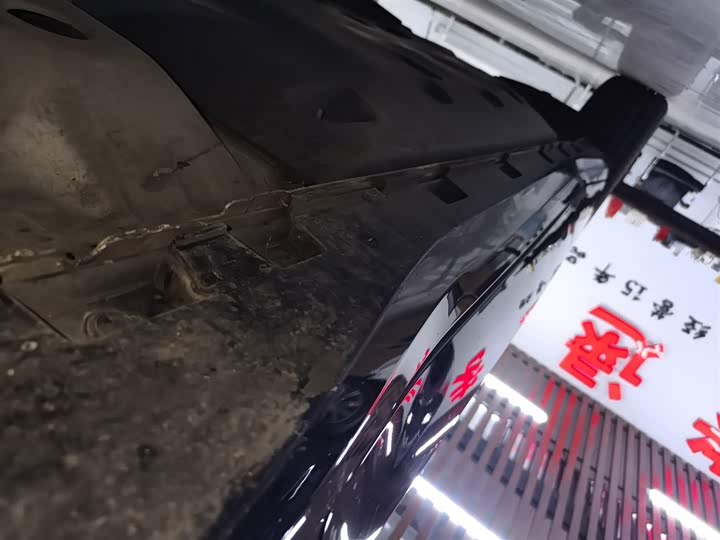 Фото 21 - Cadillac GT4