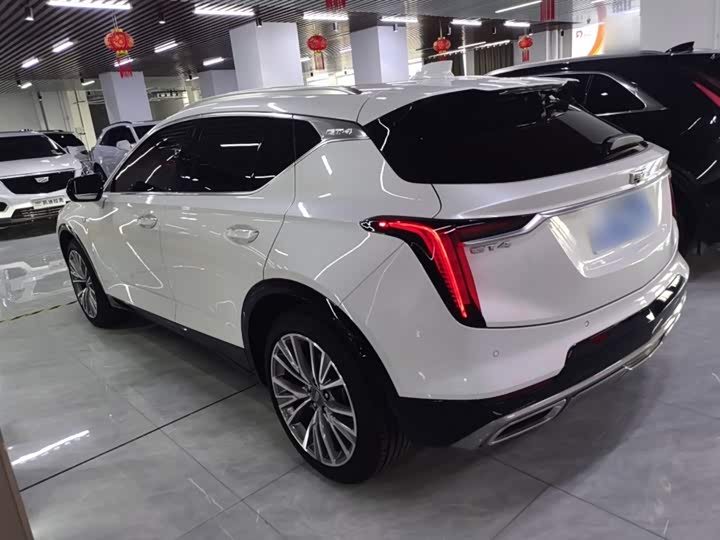 Фото 5 - Cadillac GT4