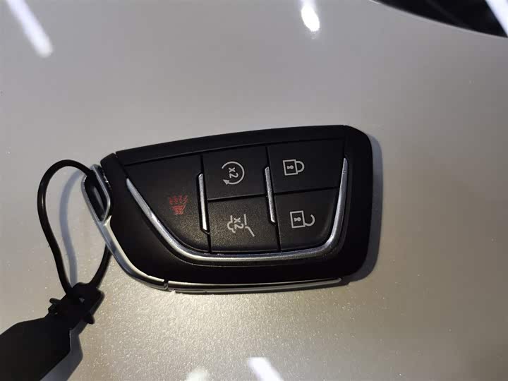 Фото 9 - Cadillac GT4