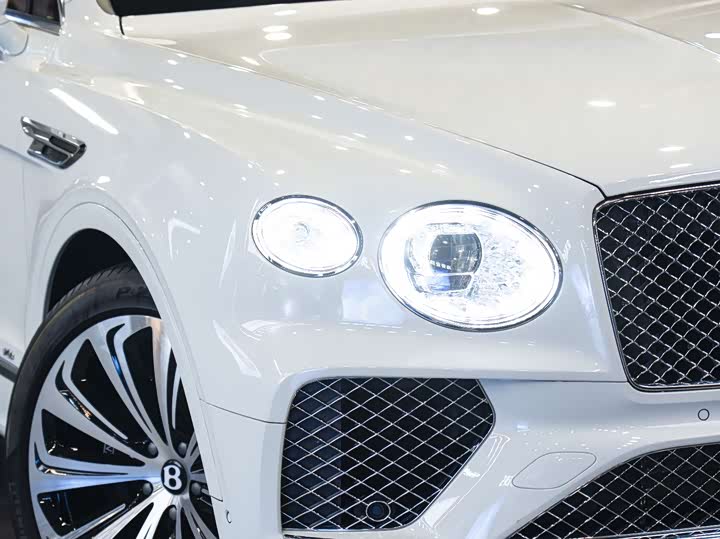 Фото 5 - Bentley Bentayga