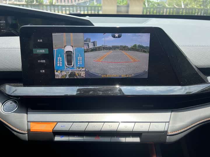 Фото 13 - Changan UNI-V