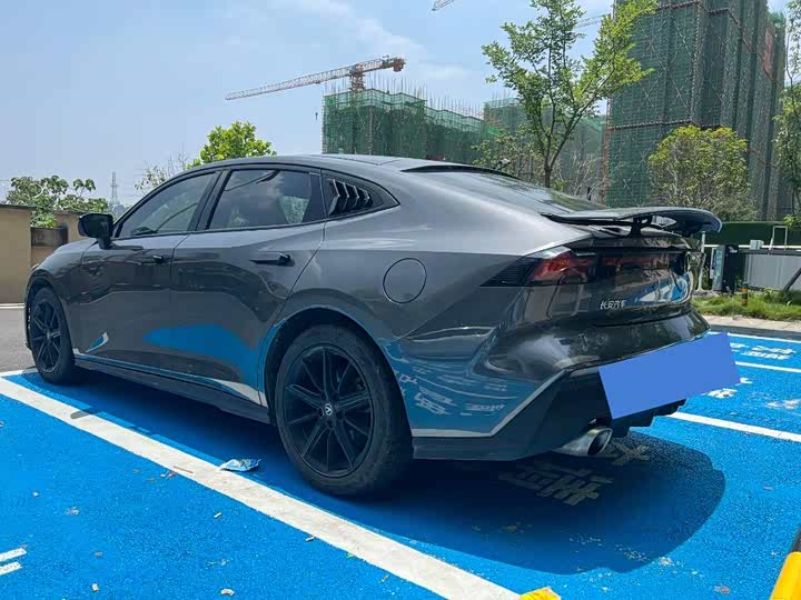 Фото 7 - Changan UNI-V