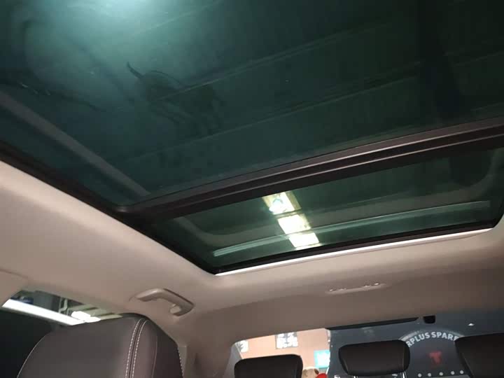 Фото 18 - Audi A4L