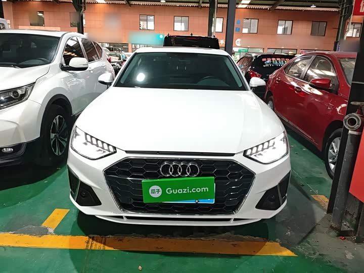 Фото 3 - Audi A4L