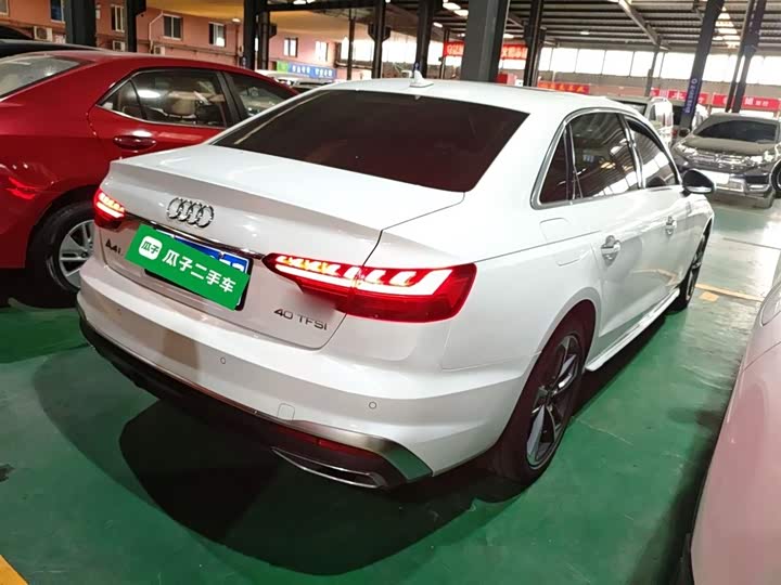 Фото 7 - Audi A4L