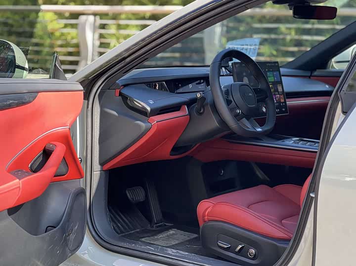 Фото 5 - Xiaomi SU7