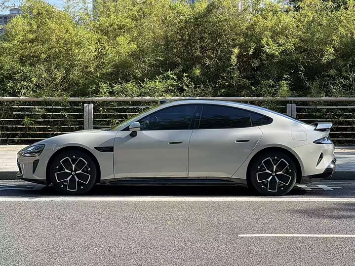 Фото 7 - Xiaomi SU7