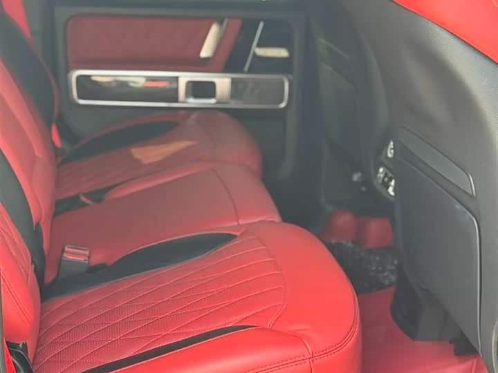 Фото 10 - Mercedes-Benz G-Class AMG