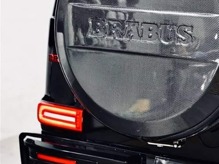 Фото 17 - Mercedes-Benz G-Class AMG