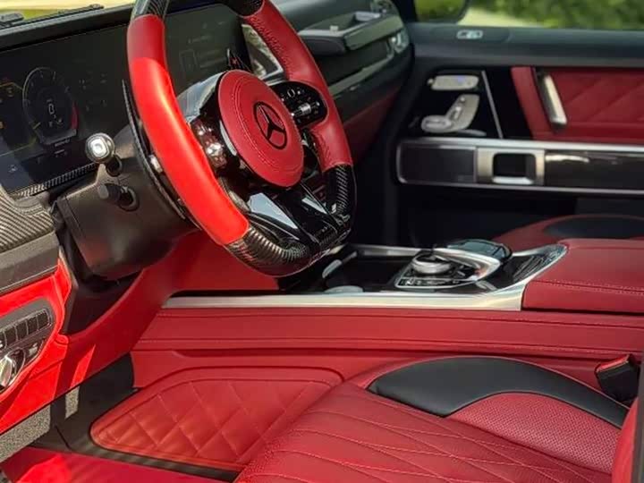 Фото 6 - Mercedes-Benz G-Class AMG