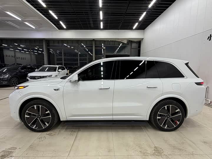 Фото 2 - LiXiang L8