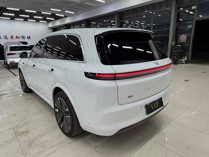 Фото 3 - LiXiang L8