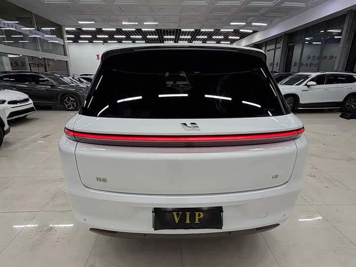 Фото 4 - LiXiang L8