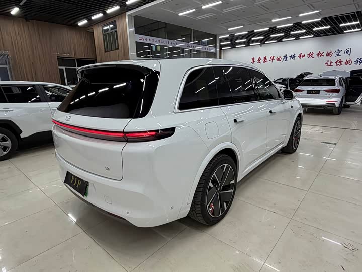 Фото 5 - LiXiang L8