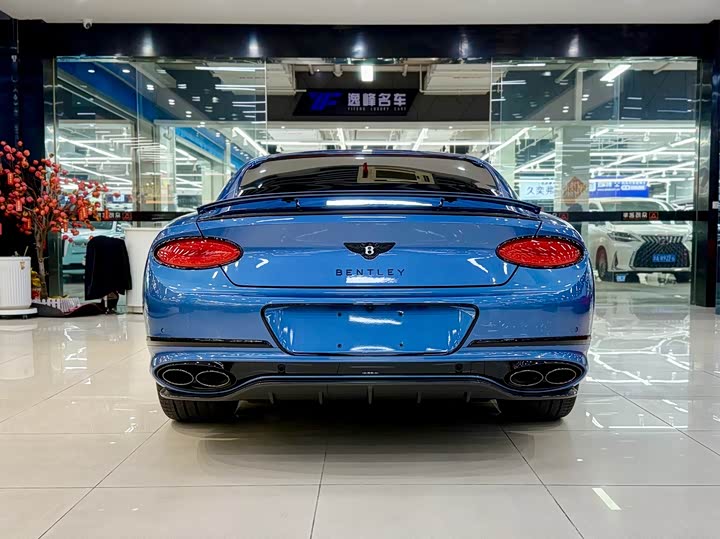 Фото 4 - Bentley Continental GT