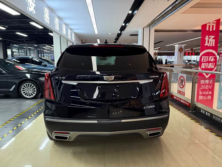 Фото 4 - Cadillac XT5