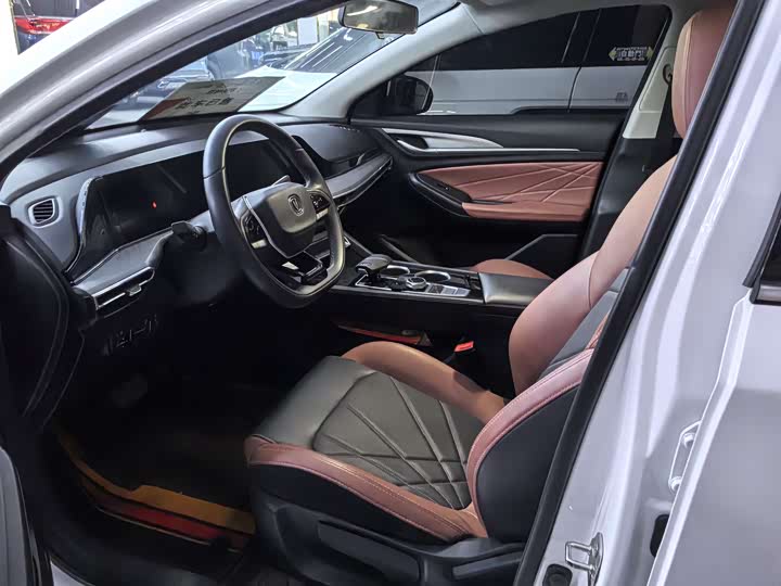 Фото 7 - Changan Eado Plus