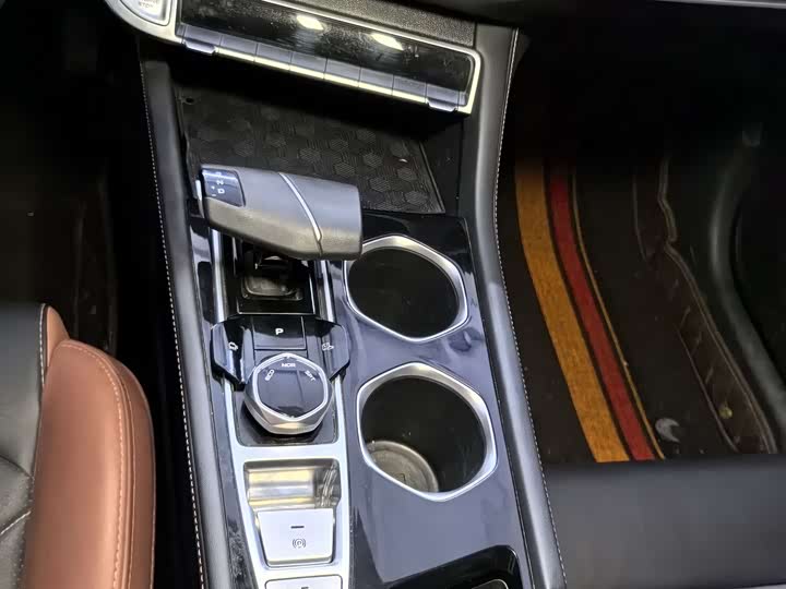 Фото 9 - Changan Eado Plus