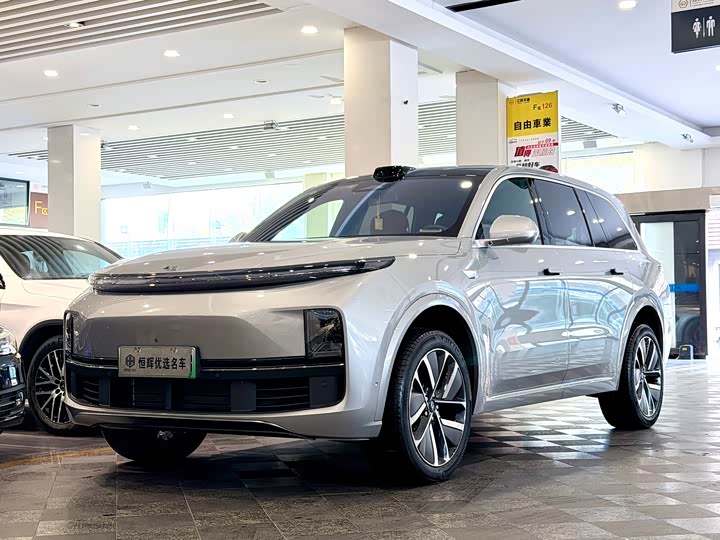 Фото 1 - LiXiang L9