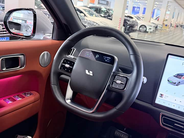 Фото 11 - LiXiang L9