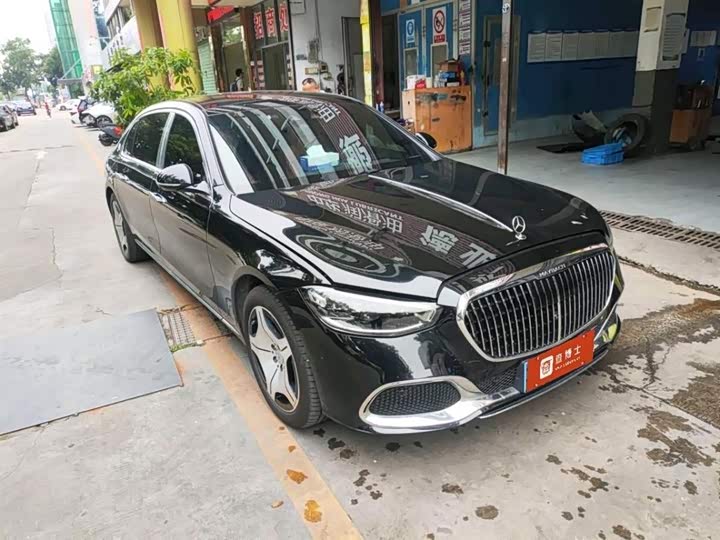 Фото 4 - Mercedes-Benz Maybach S-Class