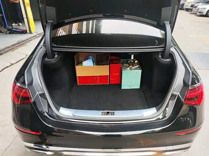 Фото 8 - Mercedes-Benz Maybach S-Class