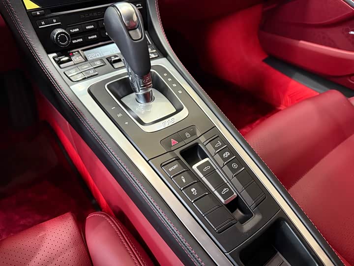 Фото 6 - Porsche 718