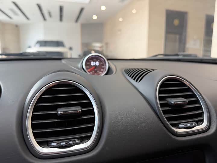 Фото 8 - Porsche 718