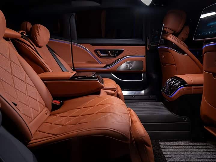 Фото 10 - Mercedes-Benz Maybach S-Class