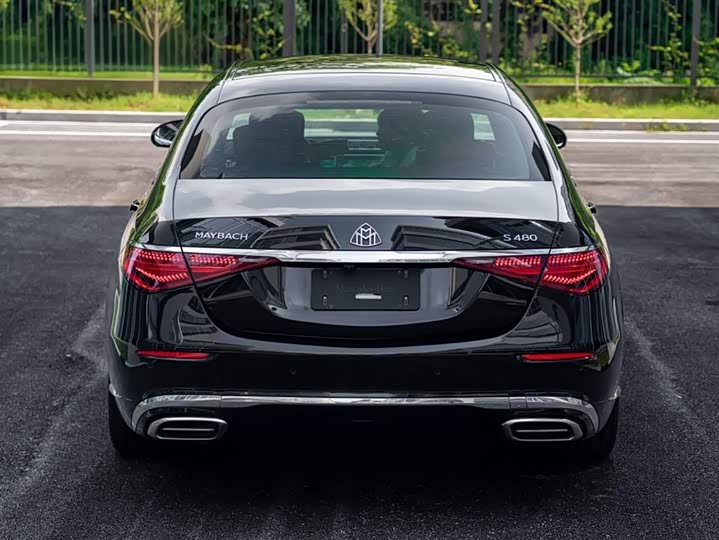 Фото 12 - Mercedes-Benz Maybach S-Class