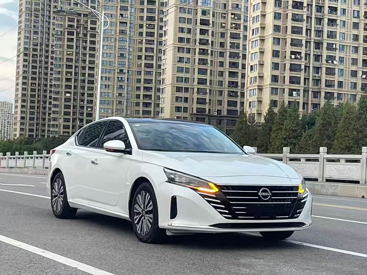 Фото 3 - Nissan Teana