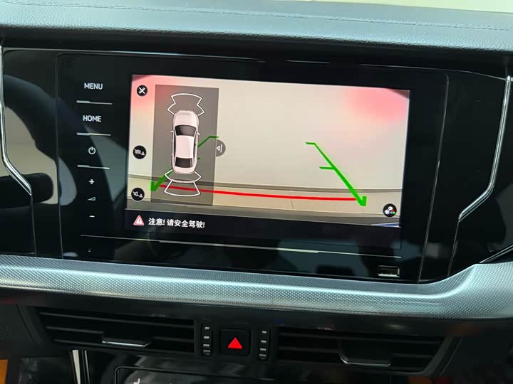 Фото 11 - Volkswagen Passat